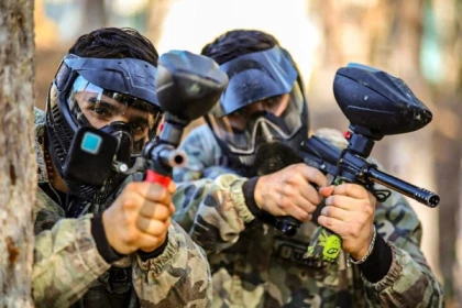 Pack Extrême à Puget-sur-Argens : offre groupe Paintball, Fun Games et Ninja Warrior - Expérience Côte d'Azur