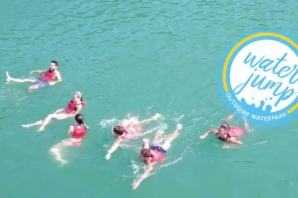 Parc aquatique -  WaterJump - dès 9 ans - Expérience Côte d'Azur