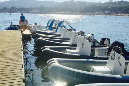 Place au port - Expérience Côte d'Azur