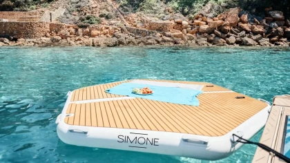 Privatisation bateau Simone : journée, demi-journée ou sunset sur la Côte d’Azur - Expérience Côte d'Azur