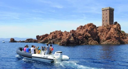 Privatisation semi-rigide : exploration des criques secrètes de la Côte d’Azur - Expérience Côte d'Azur