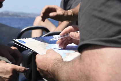 Rallye nautique & aventure terre/mer : chasse au trésor dans l’Estérel - Expérience Côte d'Azur