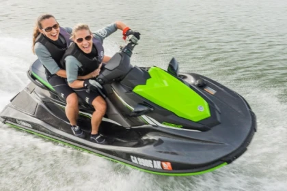 Randonnée accompagnée en jet ski - Ile d'or 1h - Expérience Côte d'Azur
