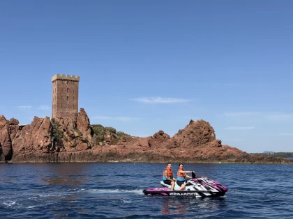 Randonnée en Jet-Ski au Coucher du Soleil à Fréjus - Expérience Côte d'Azur