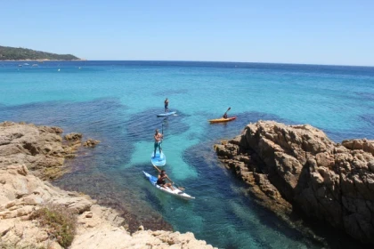 Randonnée Guidée en KAYAK - Le tour du Cap Taillat "Eau turquoise garantie" Escalet - Expérience Côte d'Azur