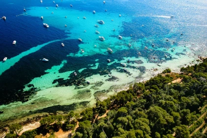 Saint-Raphaël : Journée snorkeling Esterel & Iles de Lérins - Expérience Côte d'Azur