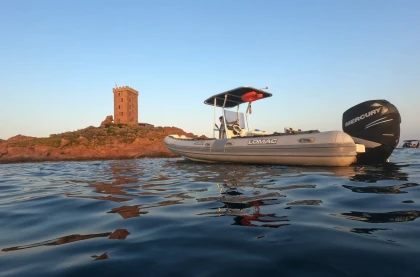 Saint-Raphaël : Snorkeling au coucher du soleil + apéritif - Expérience Côte d'Azur