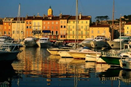 Saint Tropez: Village provençal & plages secrètes - Expérience Côte d'Azur
