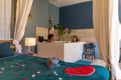 Séjour Escapade insolite en Love Room**** - Puget/Argens - Expérience Côte d'Azur