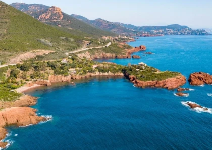 Séjour Road trip insolite en Van tout confort - Expérience Côte d'Azur