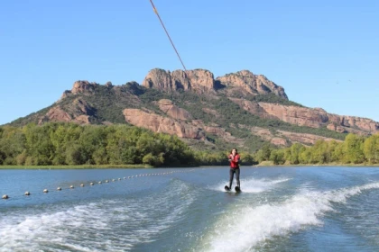 Ski nautique/wakeboard au Lac Arena - Promo - Expérience Côte d'Azur