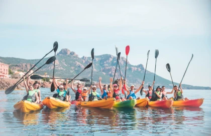 Sortie accompagnée en Kayak avec un guide à Antheor - Expérience Côte d'Azur