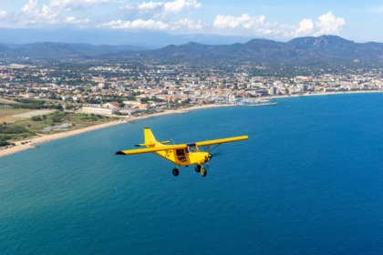 PROMO - Vol ULM les avions jaunes  Frejus - Baptme de l'air - Exprience  Cte d'Azur