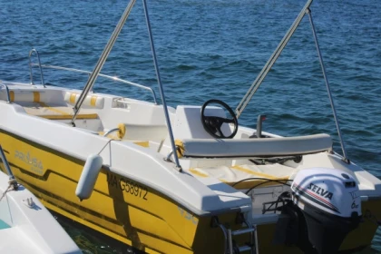 WGP ISSAMBRES -  Location de bateau sans permis - Expérience Côte d'Azur