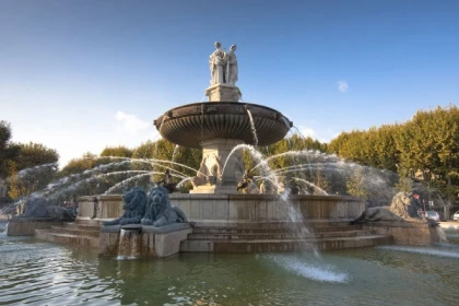 Aix en Provence et Marseille - Excursion en autocar - Expérience Côte d'Azur