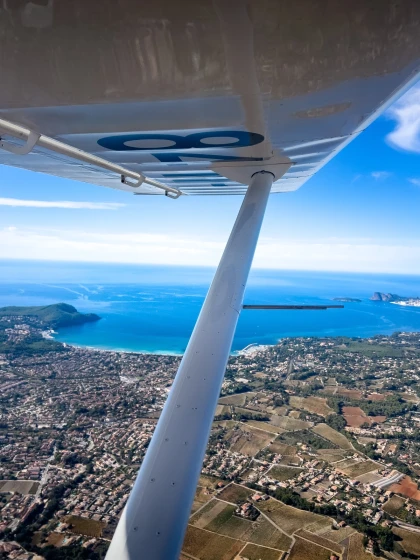 Initiation au pilotage ULM à Cuers - Var - Expérience Côte d'Azur