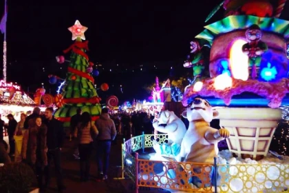 Marchés de Noël de Menton & Monaco - Expérience Côte d'Azur