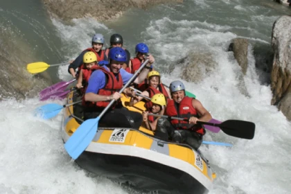 Rafting à Castellane dans les Gorges du Verdon - Expérience Côte d'Azur