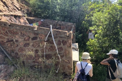 Randonnée à la cabane secrète de l'Estérel - Expérience Côte d'Azur