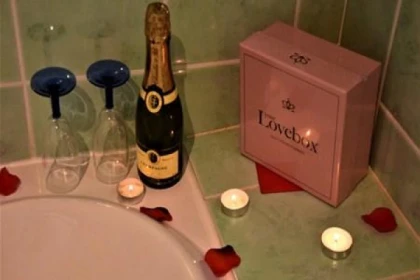 Séjour Pause coquine et champagne en amoureux - Roquebrune/Argens - Expérience Côte d'Azur