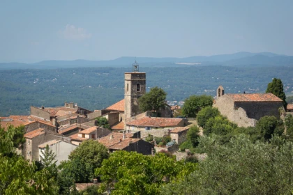 Visite commentée du village de Montauroux - Expérience Côte d'Azur