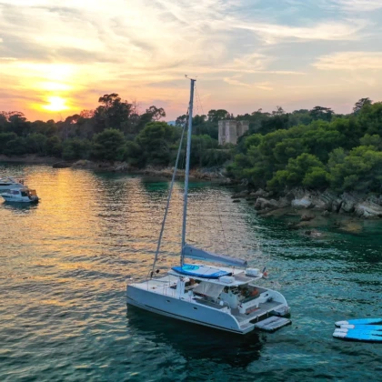 Privatisation catamaran incentive Côte d'Azur