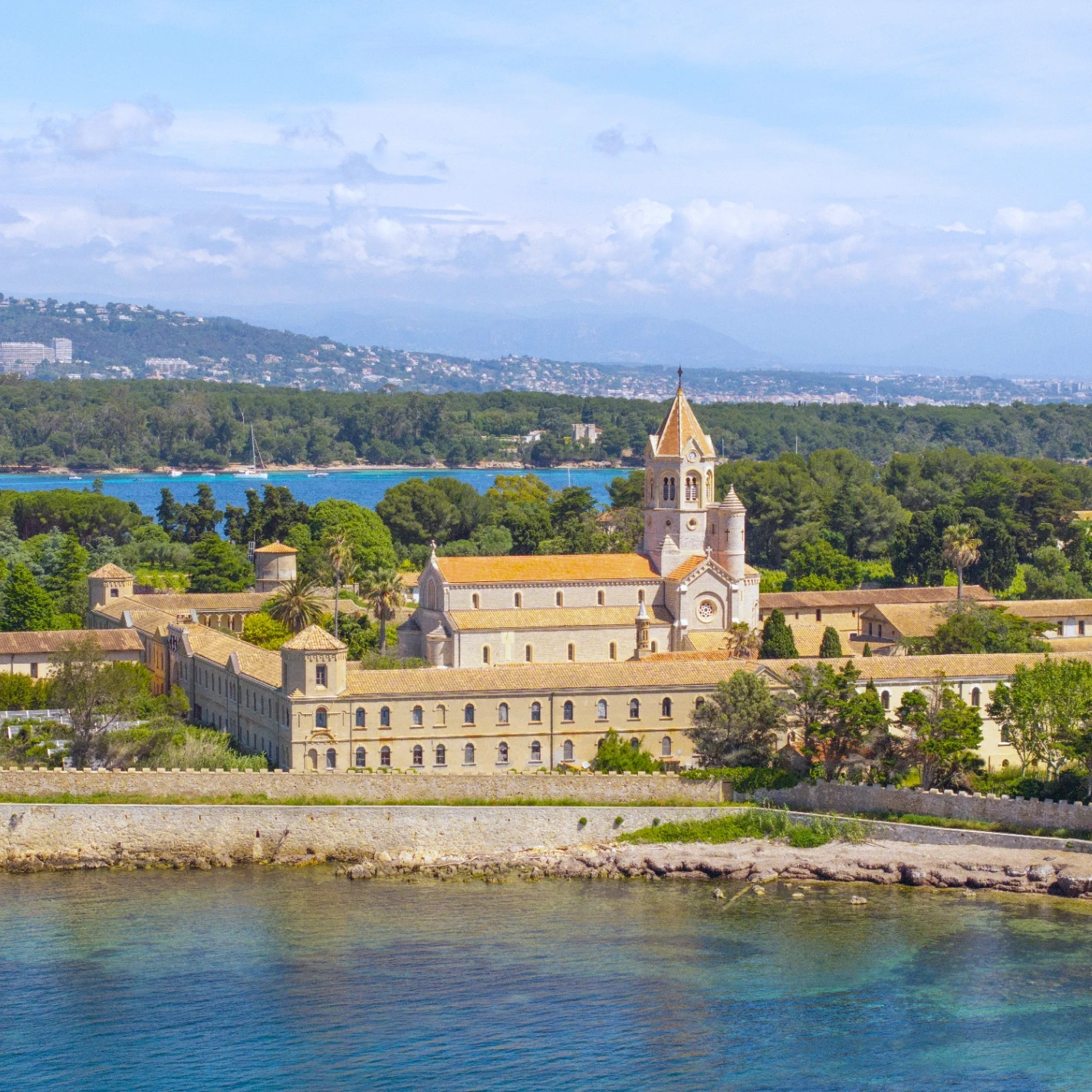 Visiter les îles de lérins activités pour découvrir les iles