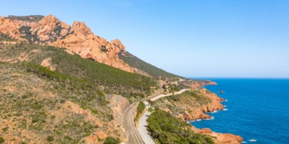 Corniche d'or en train depuis Saint-Raphaël