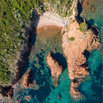 Crique de l'Estérel, roche rouges Saint-Raphaël