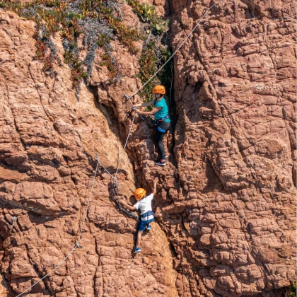 escalade esterel roches rouges
