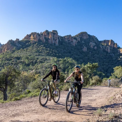 Location vtt saint Raphaël en automne