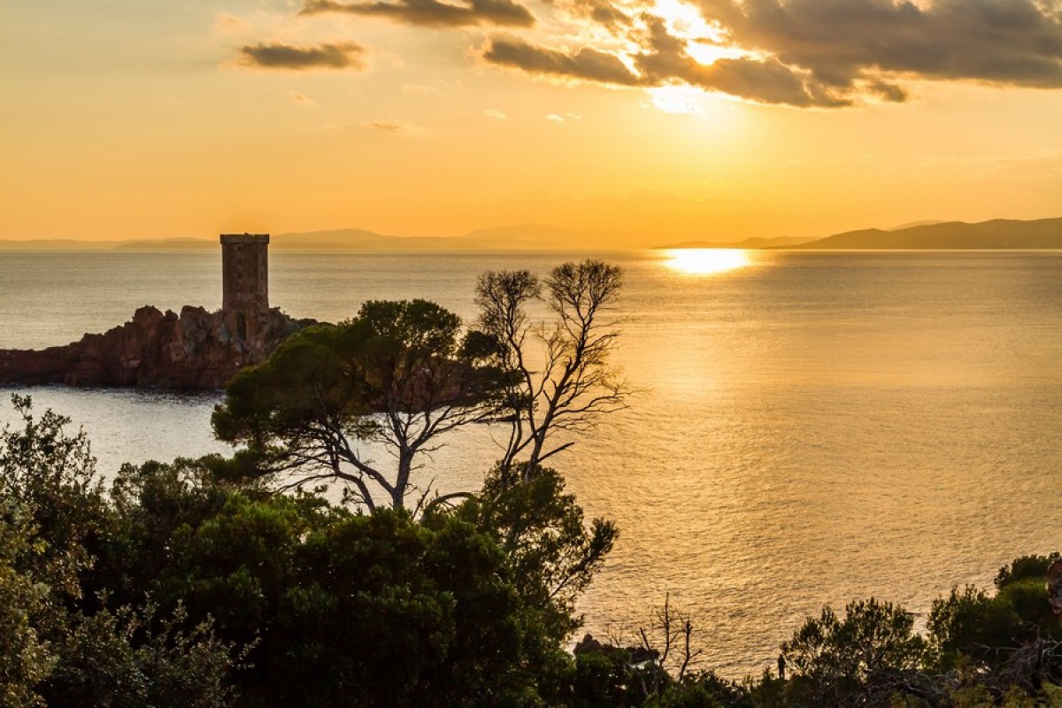 Apéro et coucher de soleil  - Expérience Côte d'Azur