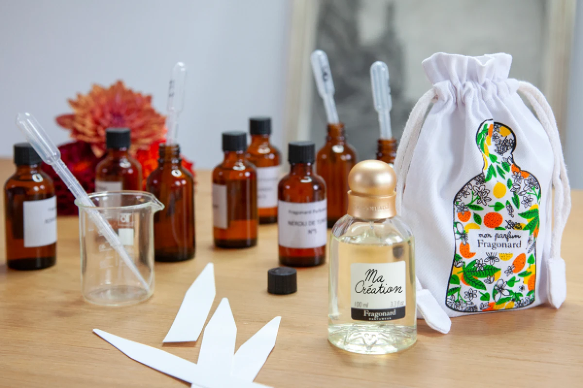 Atelier Parfumeur à PARIS - Expérience Côte d'Azur