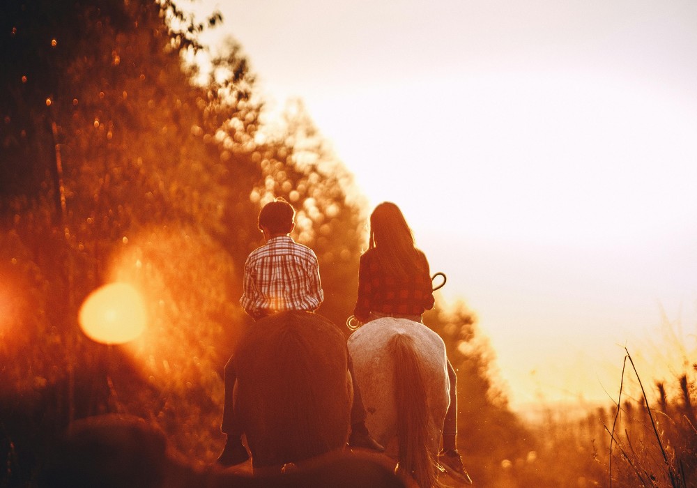 Balade à cheval en duo avec dégustation de vin - Expérience Côte d'Azur