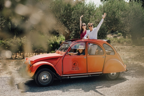 Balade insolite en 2CV, Golfe de Saint-Tropez - Expérience Côte d'Azur