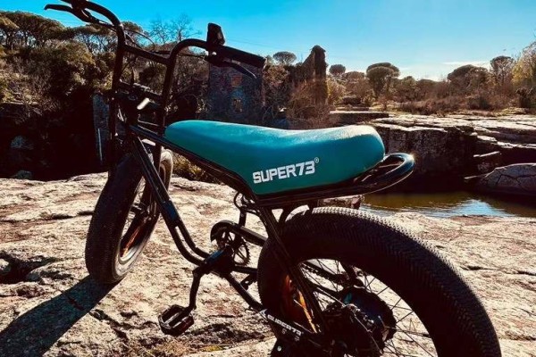 Balade en FATBIKE ELECTRIQUE au bord de mer- St Aygulf - Expérience Côte d'Azur