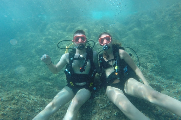 Baptême de plongée en duo à la Calanque Saint Barthélemy - Expérience Côte d'Azur