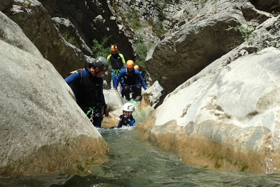 Canyoning  de la Vésubie- Demi- journée - Niveau 2 - Expérience Côte d'Azur