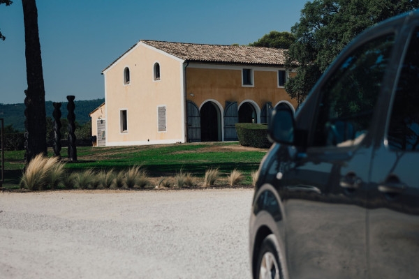 Circuit privé mini-van vignobles du Golfe de St-Tropez - Expérience Côte d'Azur