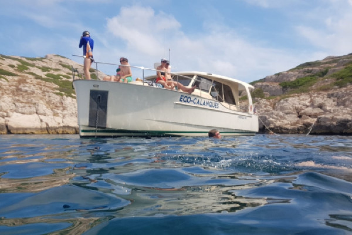 Croisière dans les calanques du Frioul - Quai d'honneur Mairie - Expérience Côte d'Azur