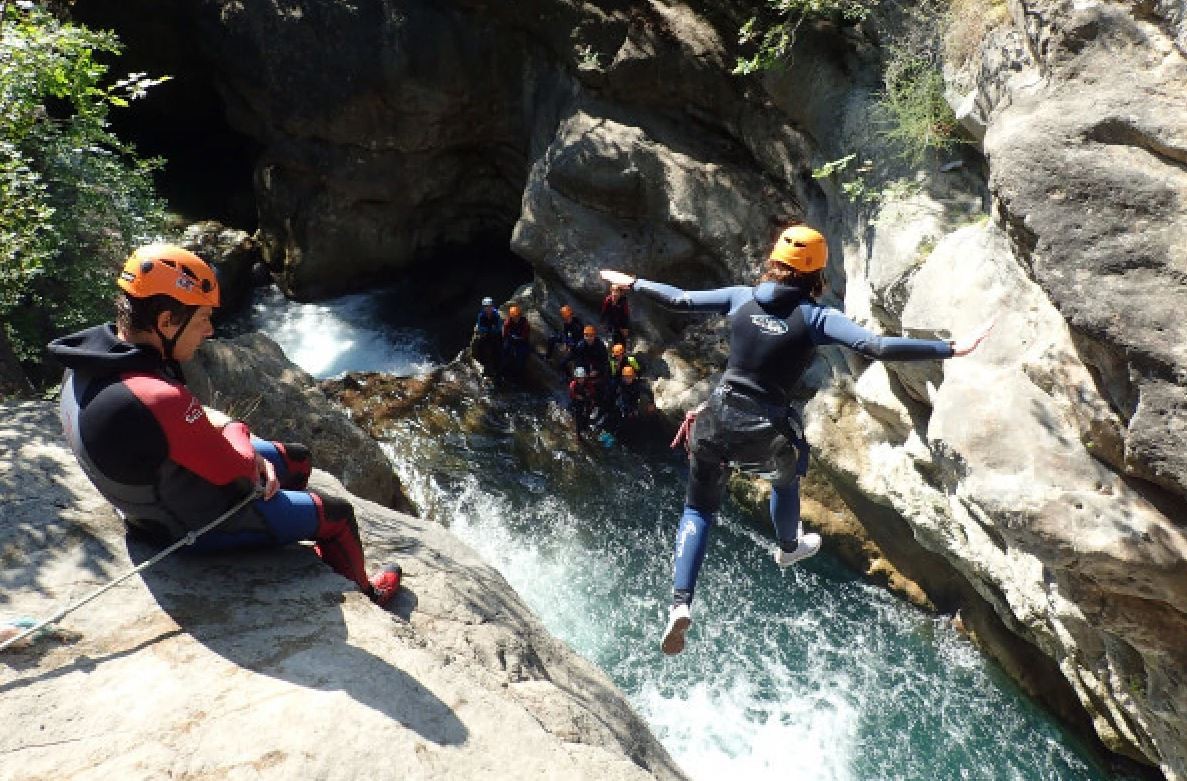 Demi-journée Canyoning  avec Rappel - Gorges du Loup - Expérience Côte d'Azur