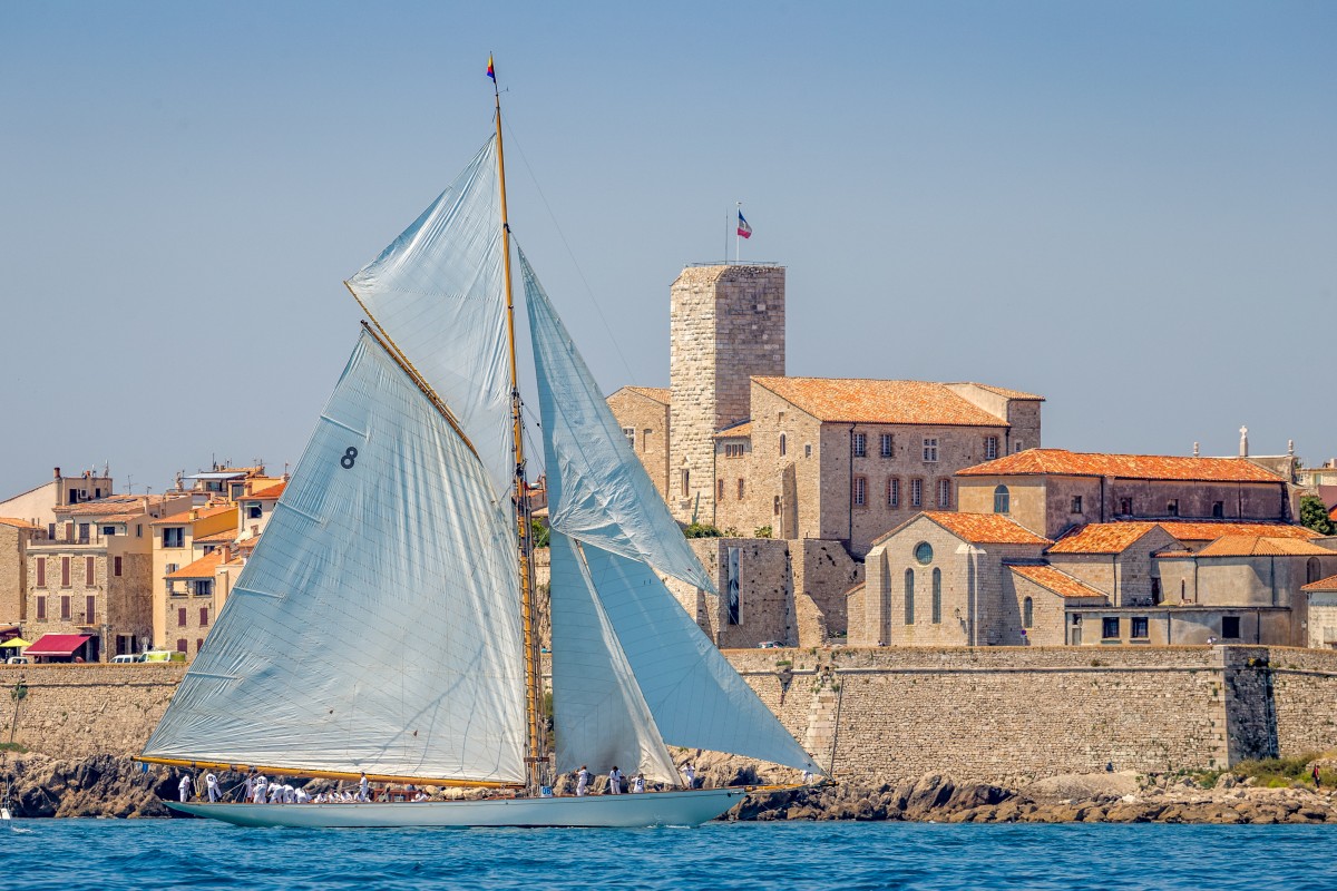 Départ Marina Baie des Anges | La Journée avec Repas | Les Voiles d'Antibes - Expérience Côte d'Azur