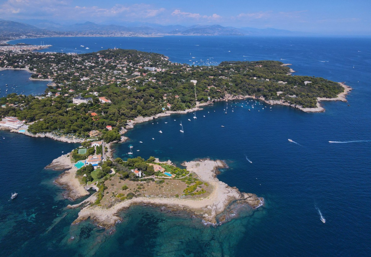 Croisière en catamaran sur la Côte d’Azur avec apéritif – Cap d’Antibes au départ de Villeneuve-Loubet - Expérience Côte d'Azur