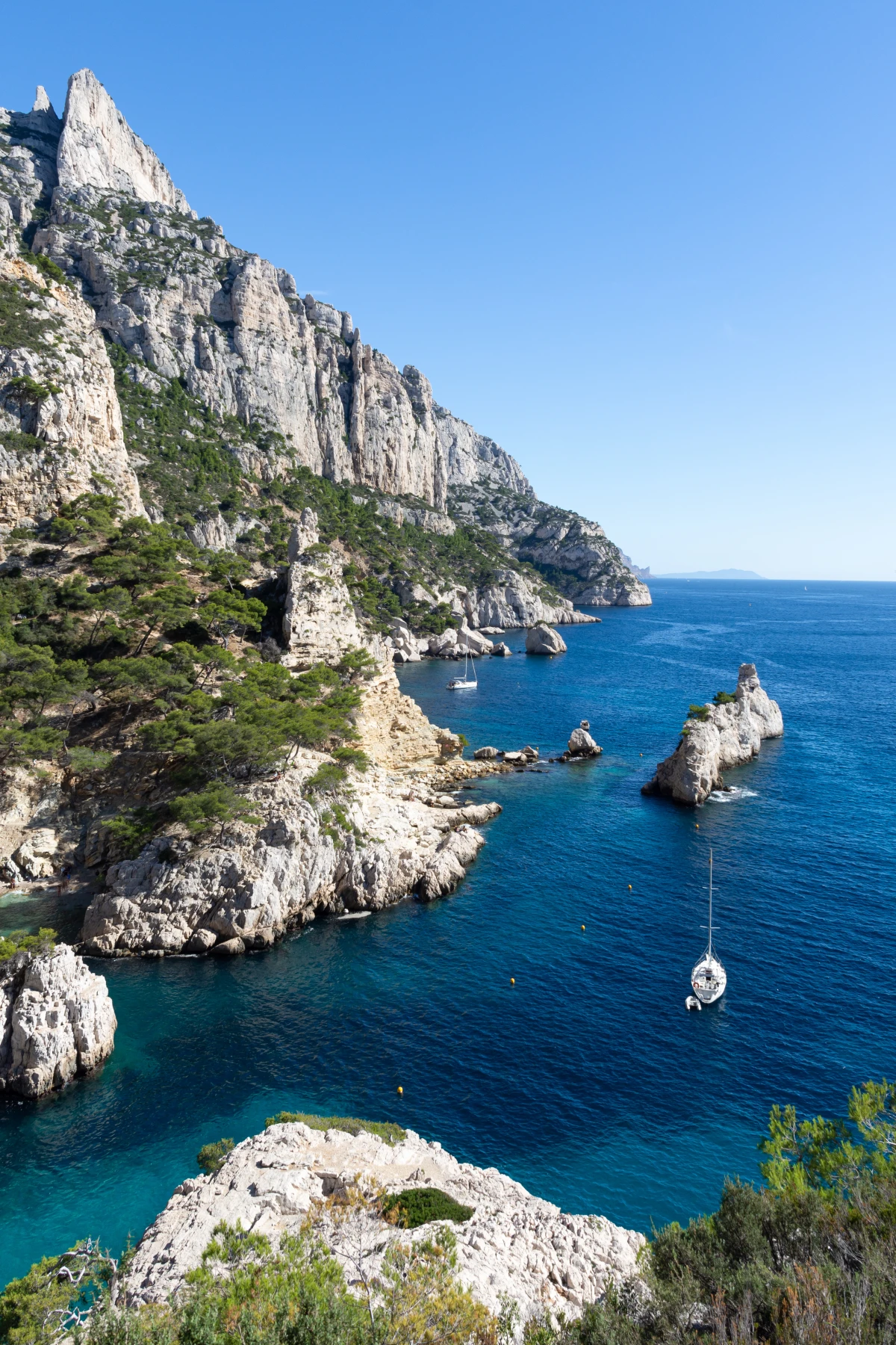 Croisière brunch au départ de Marseille : découvrez les calanques en catamaran - Expérience Côte d'Azur
