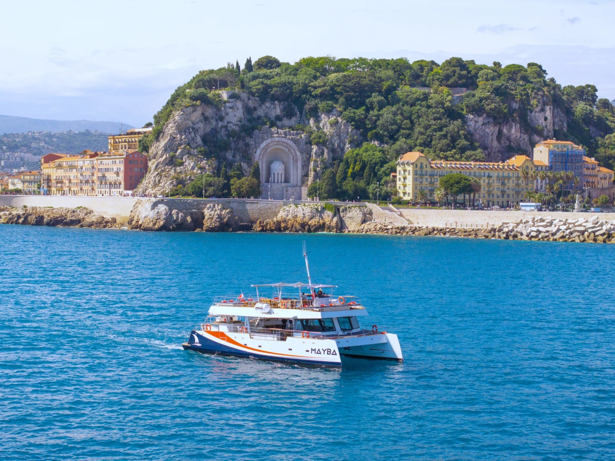Croisière après-midi détente en catamaran au départ de Nice – Baie de Villefranche-sur-Mer & Saint-Jean-Cap-Ferrat - Expérience Côte d'Azur