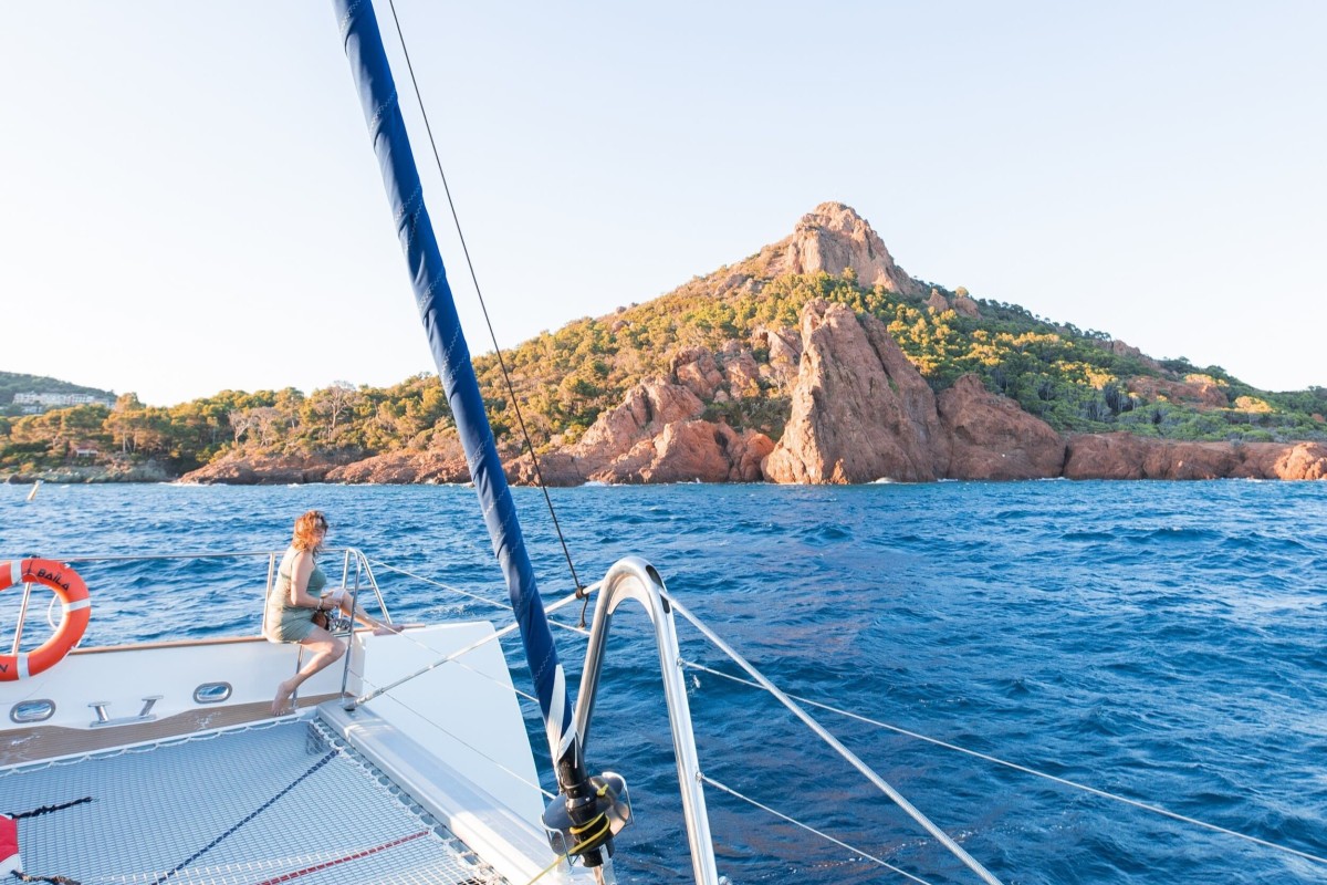 Catamaran St Raphaël - Coucher de soleil - Cap Dramont & Ile d'Or - Expérience Côte d'Azur