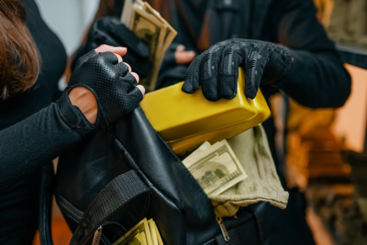 ESCAPE GAME EN VILLE BRAQUAGE CANNES - Expérience Côte d'Azur