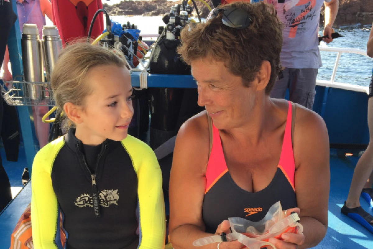 Formation plongée ENFANT Scuba Explorer - Fréjus VAR - Expérience Côte d'Azur