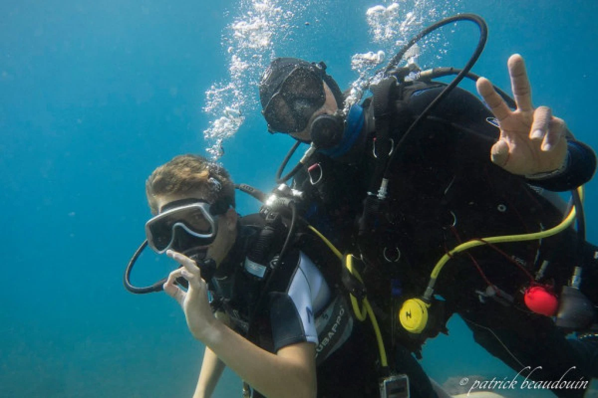 Formation plongée ENFANT Scuba Explorer - Fréjus VAR - Expérience Côte d'Azur