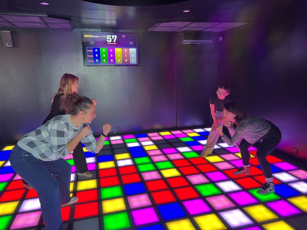 Jeux multi-activités en intérieur -  au Cap Grand Bleu à Saint Raphaël - Expérience Côte d'Azur